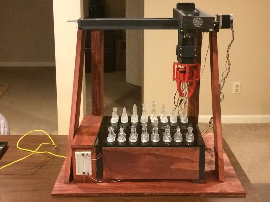 James Stanley - Autopatzer: my automatic chess board